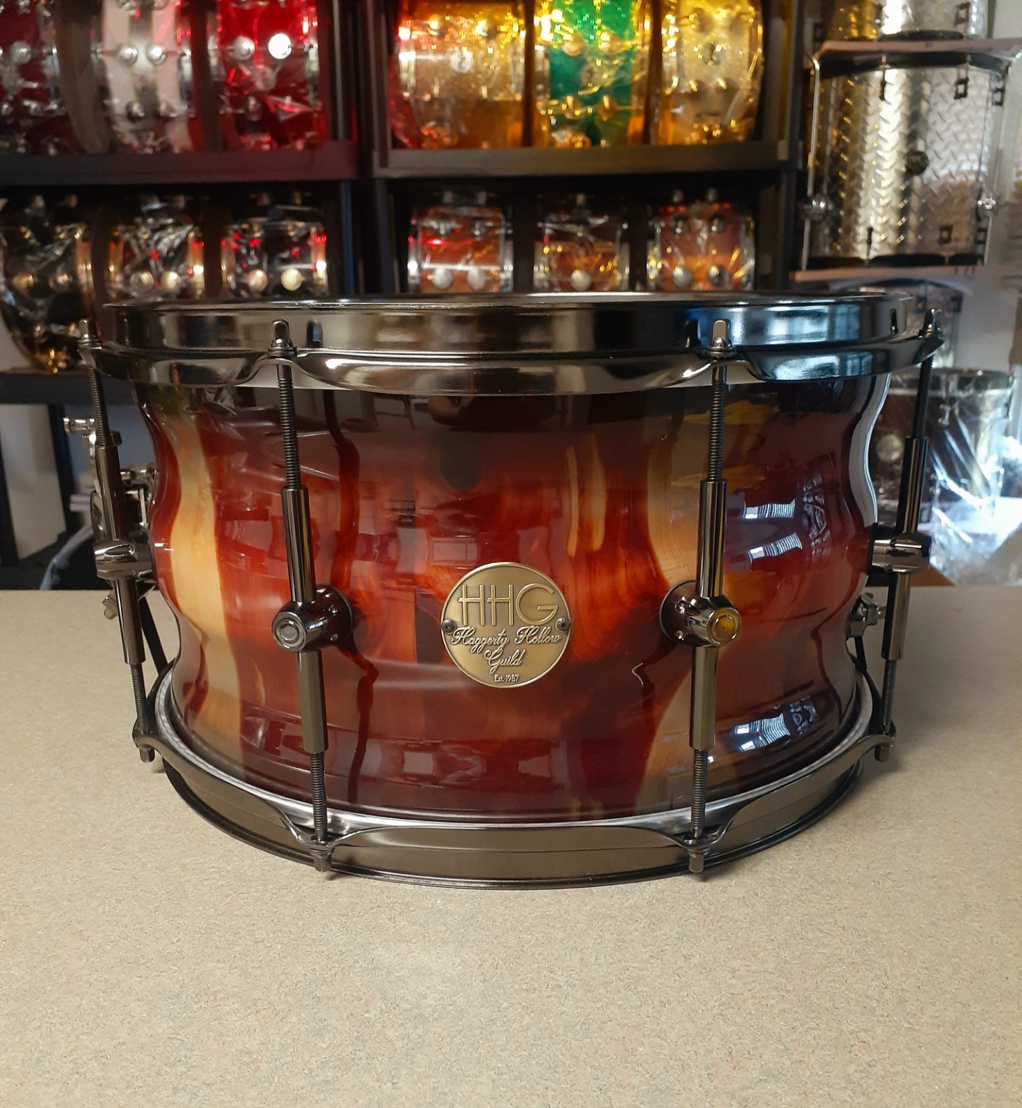 HHG Drums 8x14 Aromatic Cedar Contoured Stave Snare, Natural to Charcoal Fade