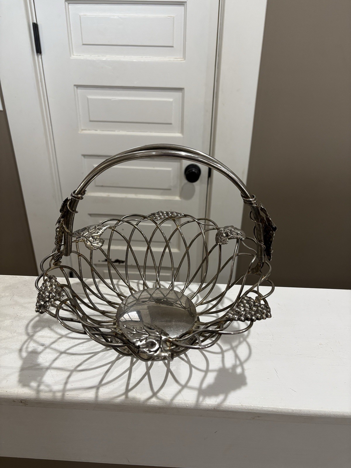 VTG Godinger Silver Plate Grape Vine Basket Handle Fruit Bread Bowl Wine Decor