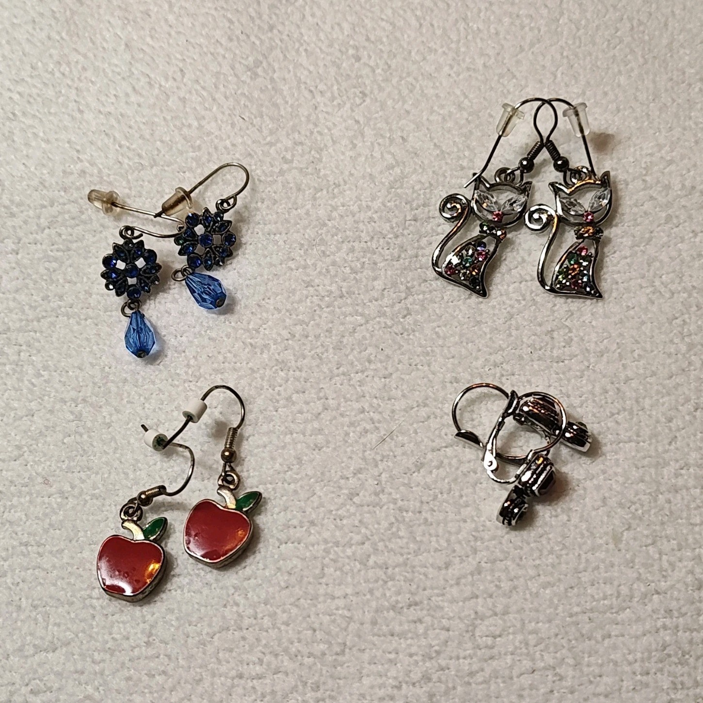 Mixed Lot of 4 Pairs Fashion Earrings Multicolor Metal Enamel Glass for Women