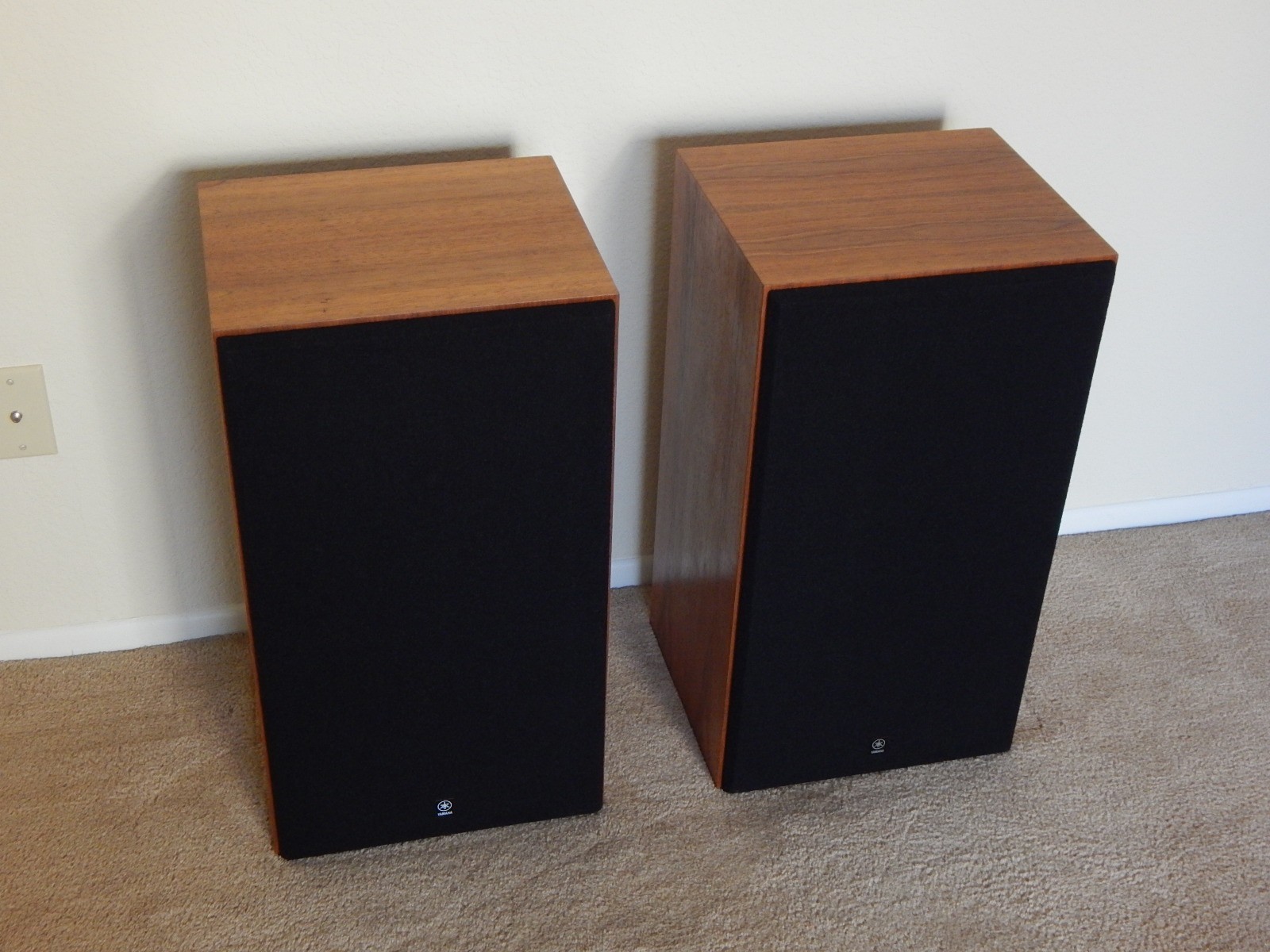 Vintage Yamaha NS-690 Speakers Made in Japan