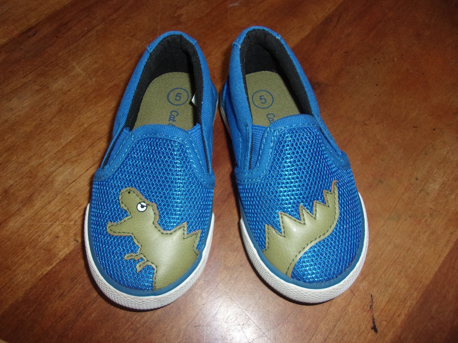 Cat & Jack Shoes Kids Size 5 Blue & White mesh  with Green Dinosaur