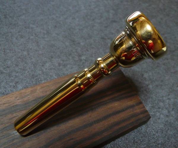 VINTAGE NEW YORK BACH 7C GP MINT!