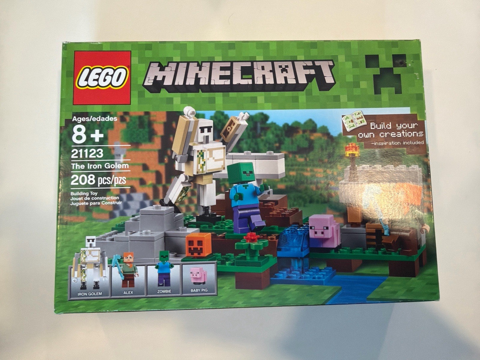 LEGO Minecraft The Iron Golem 21123 Retired Set NEW Sealed 208 Pieces