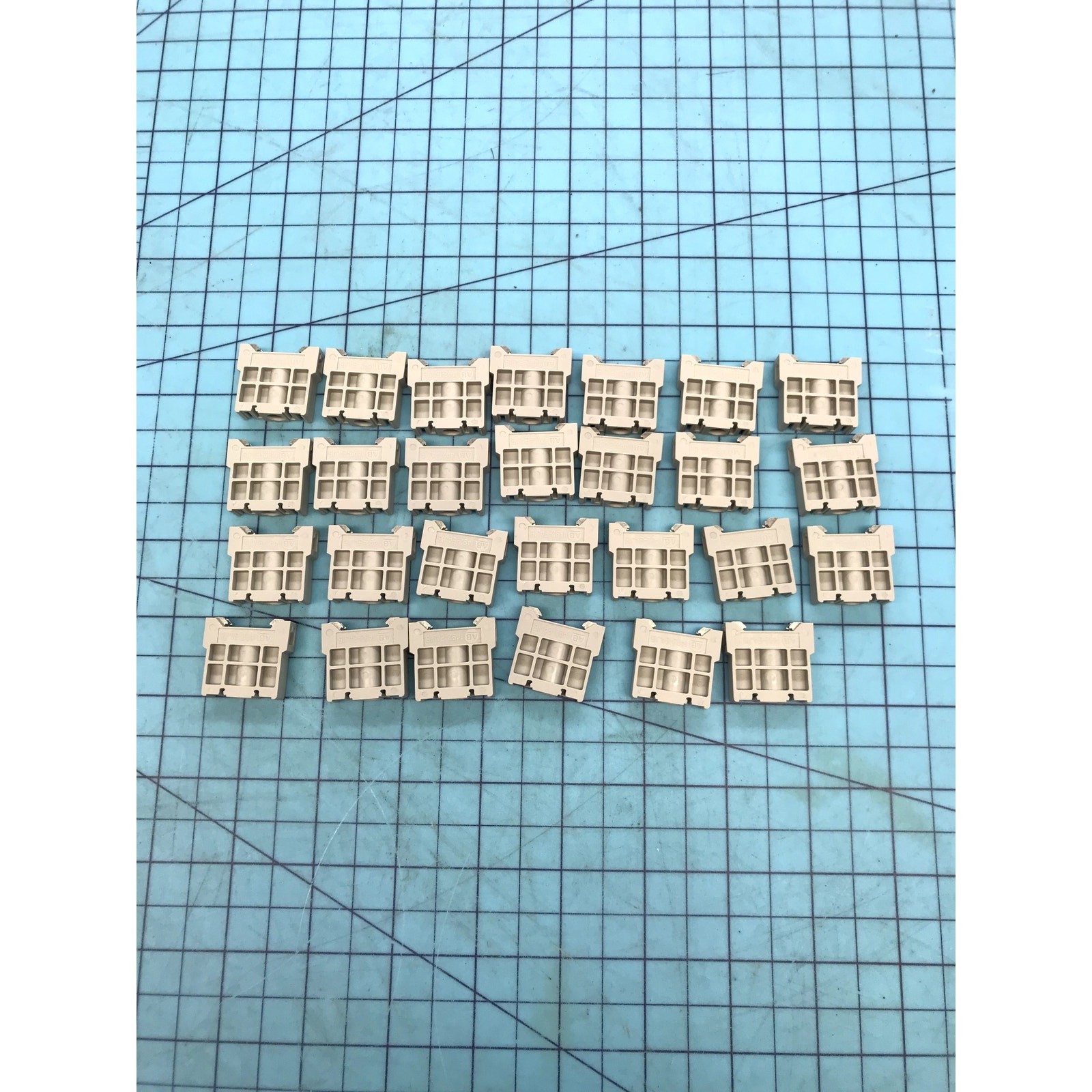 Allen-Bradley 1492 EAJ15 Industrial Control Terminal Block - Lot of 27