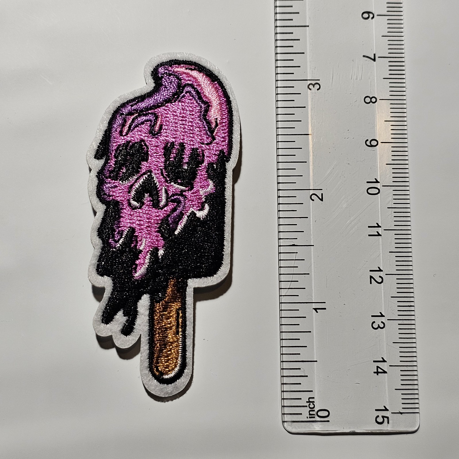 STRANGE PINK ICE CREAM BAR HALLOWEEN P169 PATCH SKULL HORROR DRIP BADGE POPSICLE