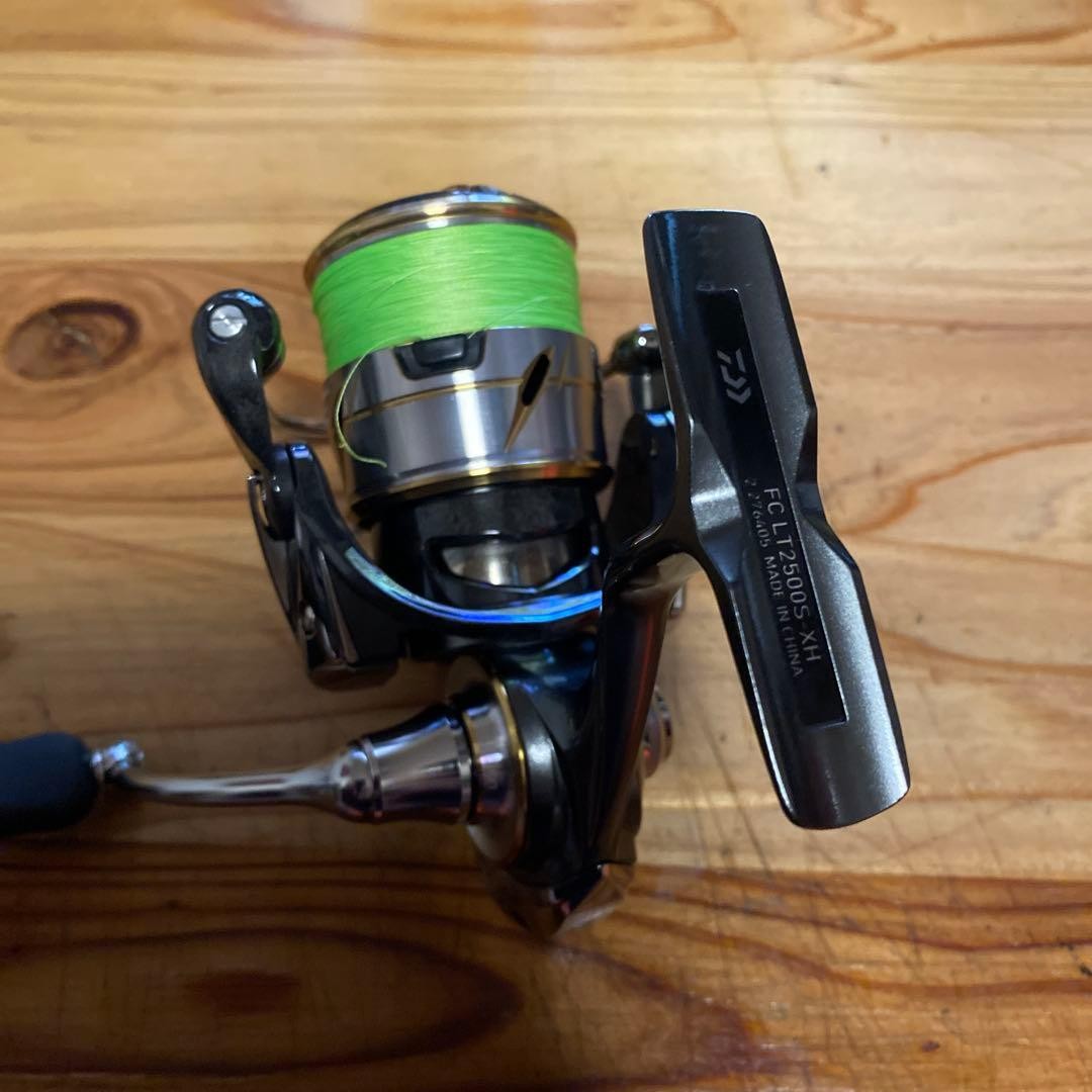 Daiwa 20 Luvias LT2500S-XH