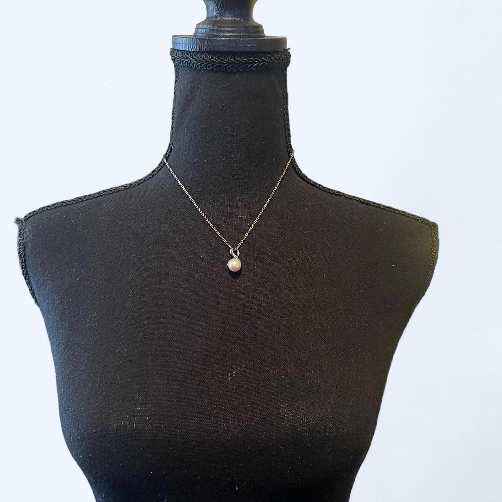 Sterling 925 9.0-9.5mm Freshwater Pearl Pendant Necklace Brand new in box