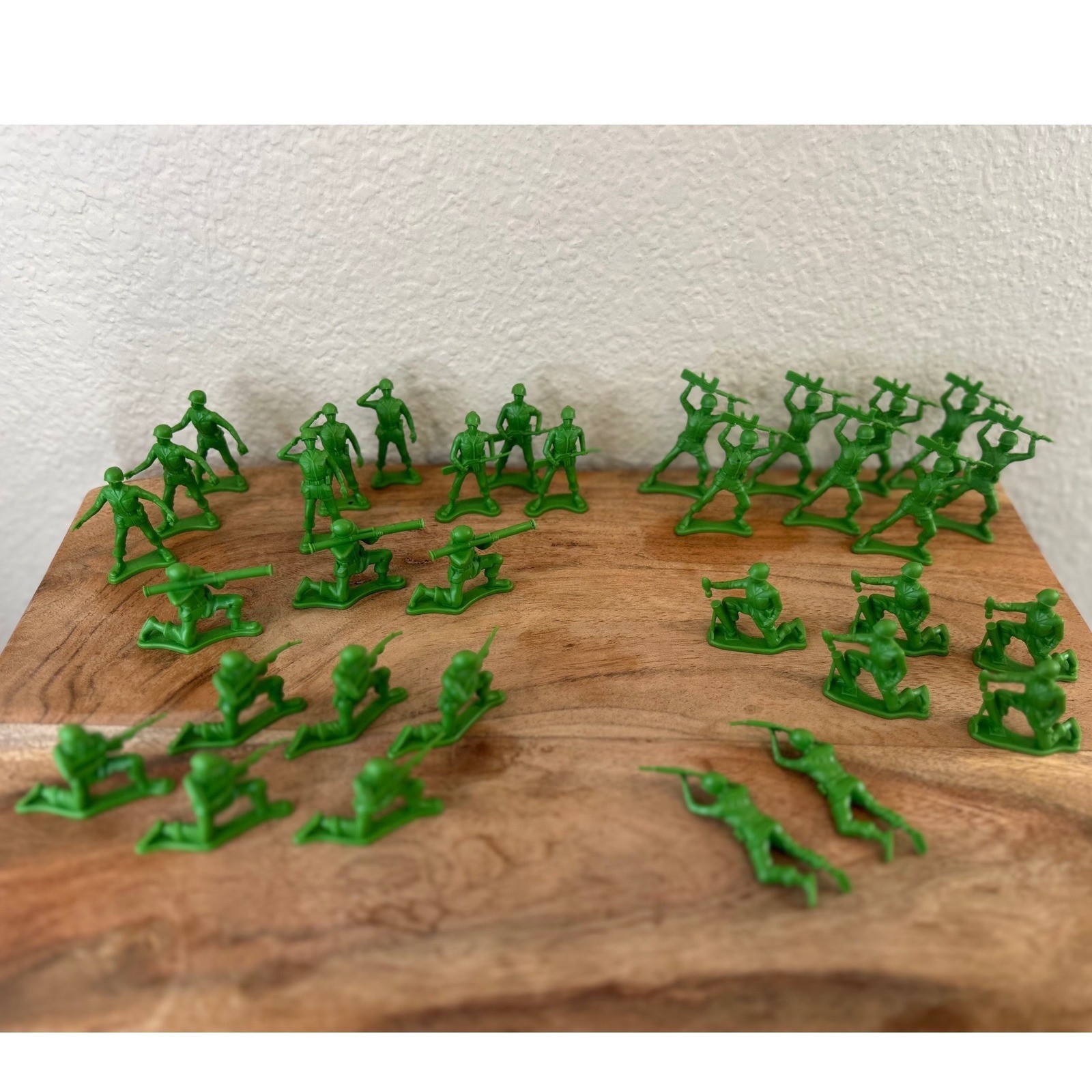 Disney Pixar Toy Story Green Army Men Soldier Figure Lot Of 33 Military Thinkway