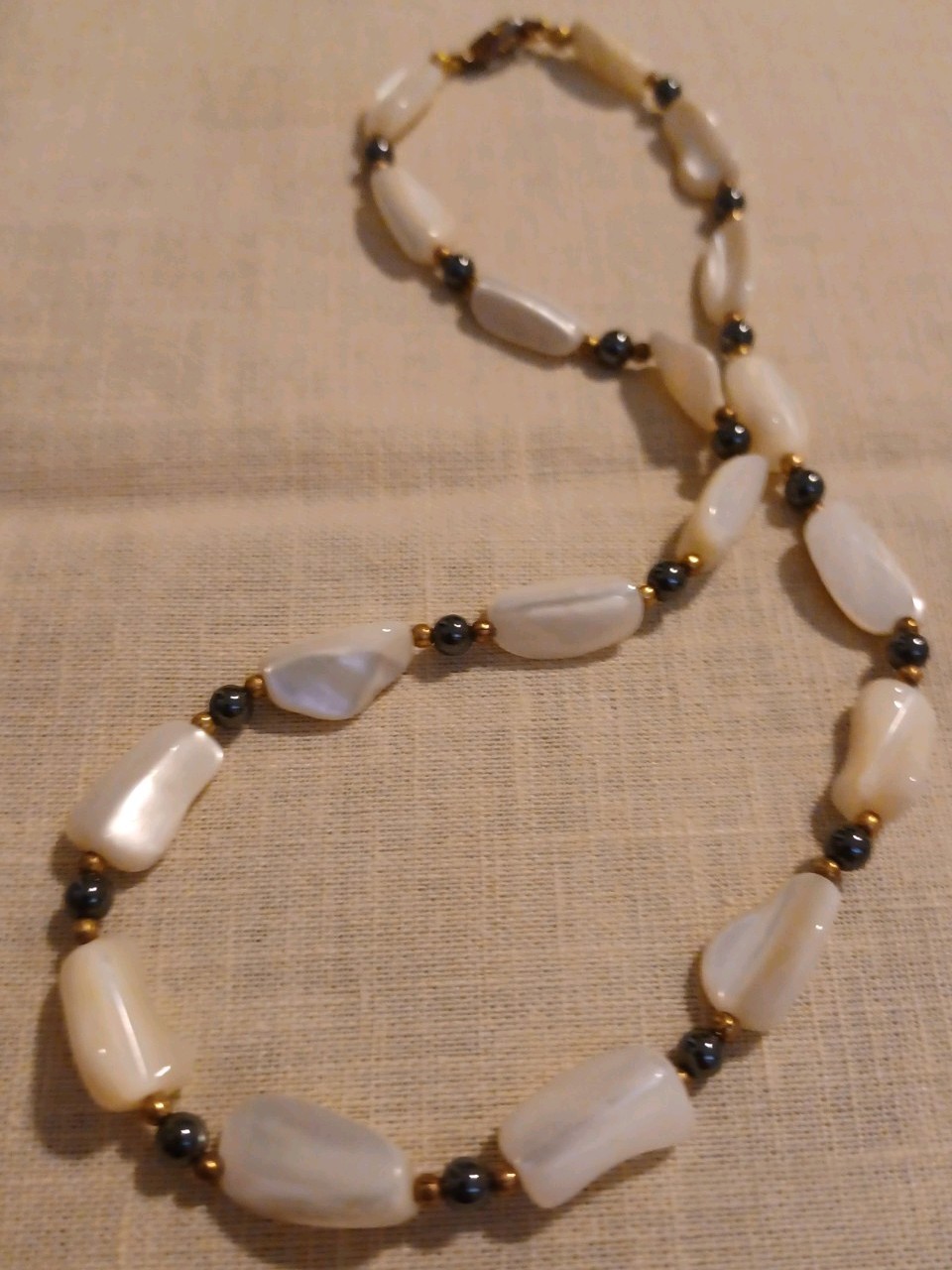 Vintage Mother of Pearl Necklace