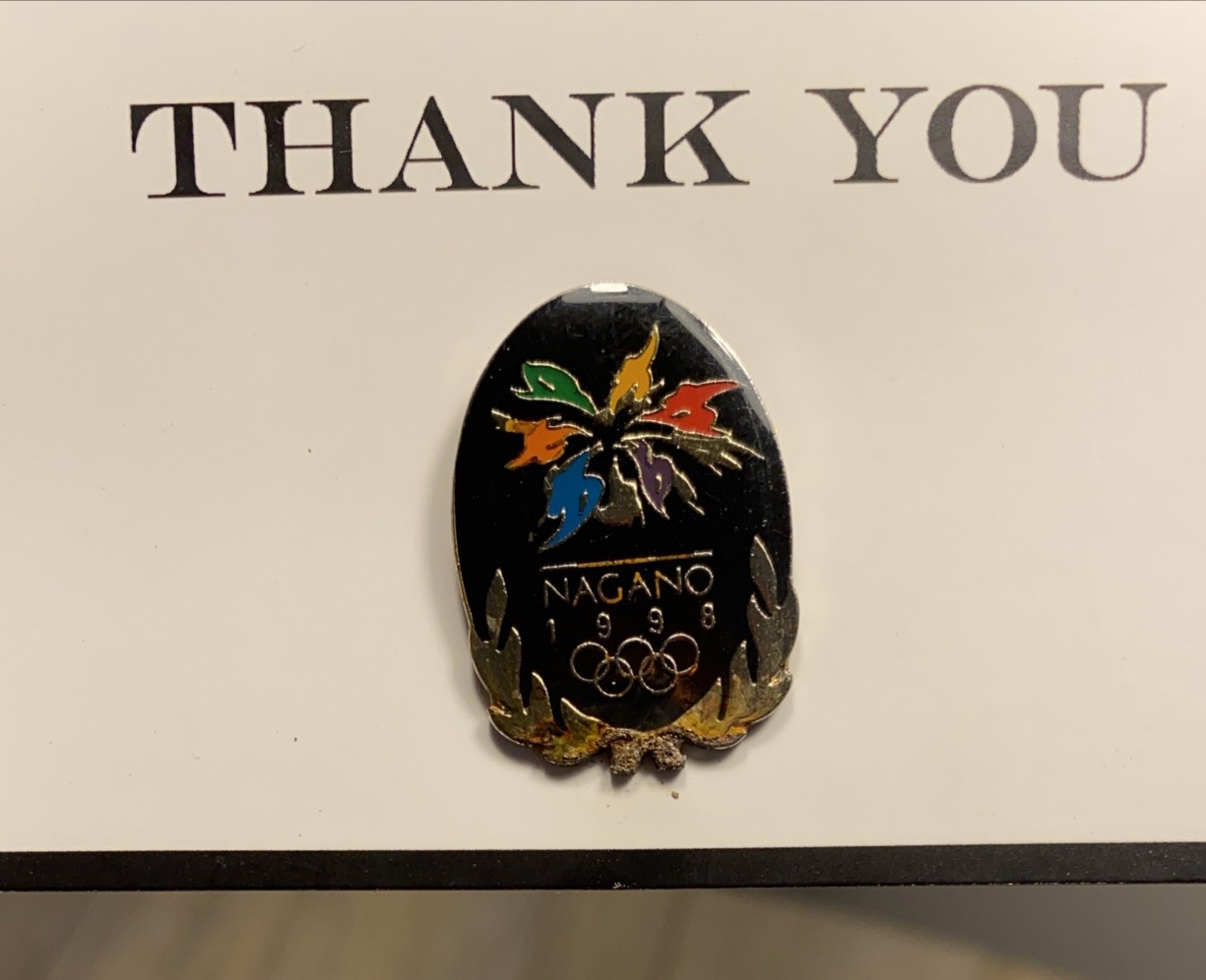 Vintage 1998 Commemorative Olympic Pin Snowflower  wreath Winter Games Nagano