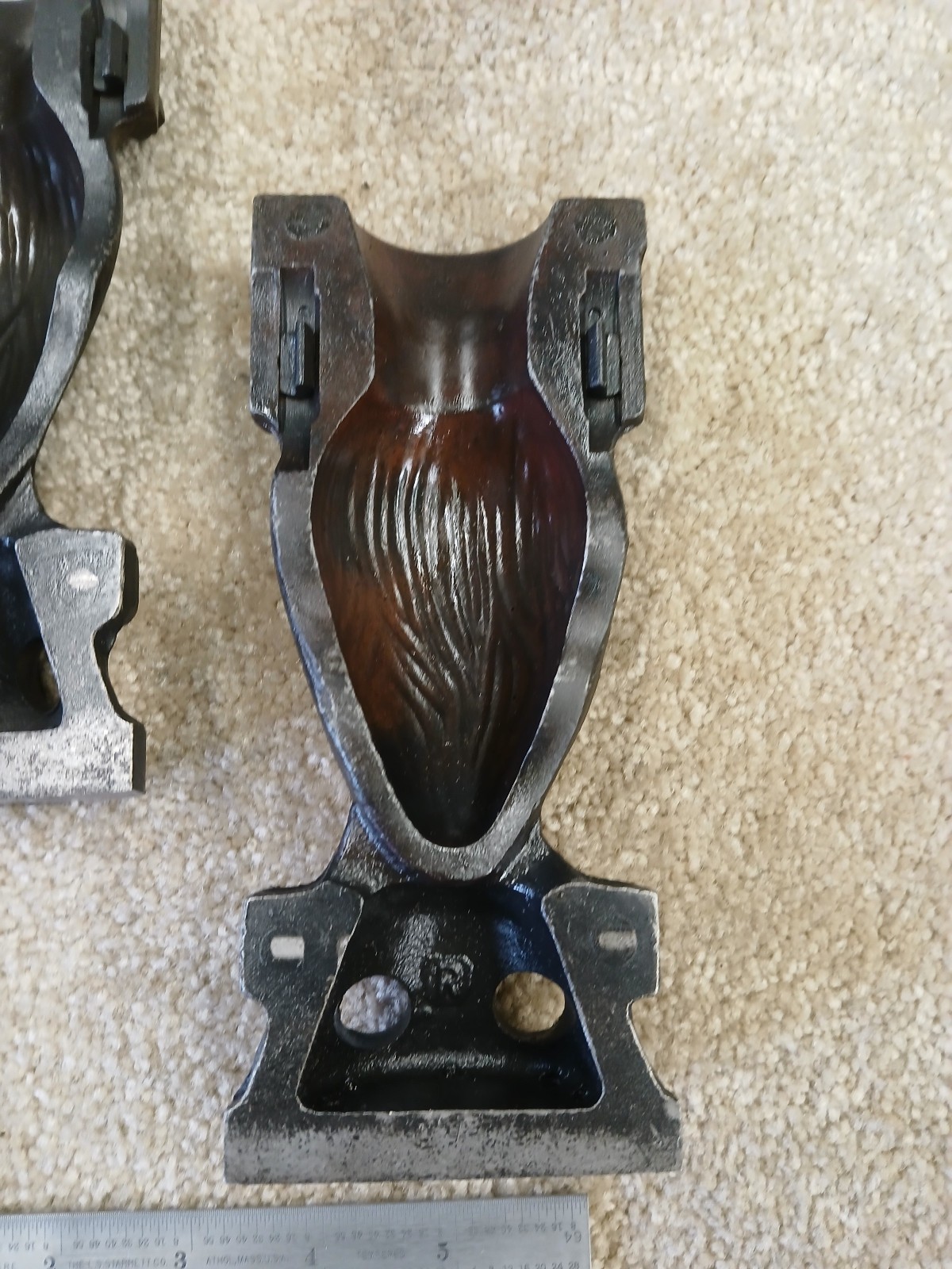 SLYVANIA OSRAM CORNING Ribbon machine CANDELABRA Cast iron Bulb Mold SINGLE F15