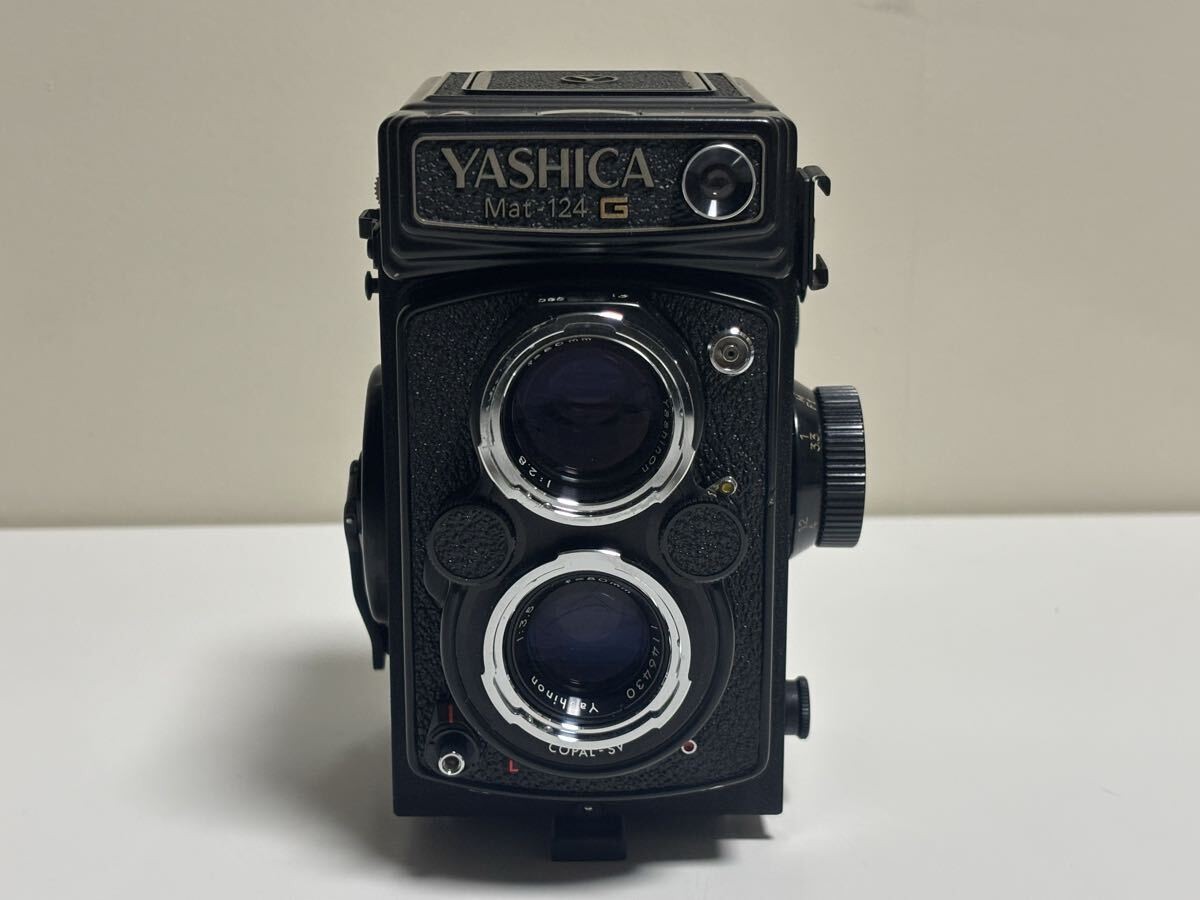 Yashica Mat-124G TLR 120mm Film Camera from Japan
