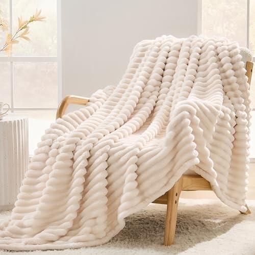Fleece Throw Blanket for Couch, 320GSM Super Soft Cozy Throw(50"x60") Beige