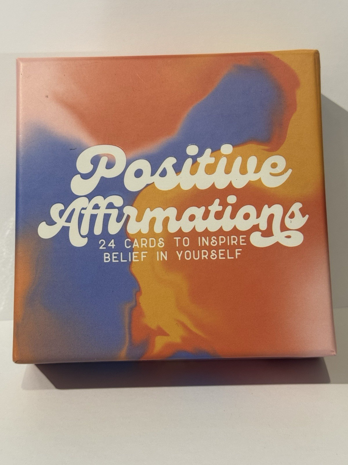 Positive Affirmations/24 Cards to Inspire Belief in Yourself