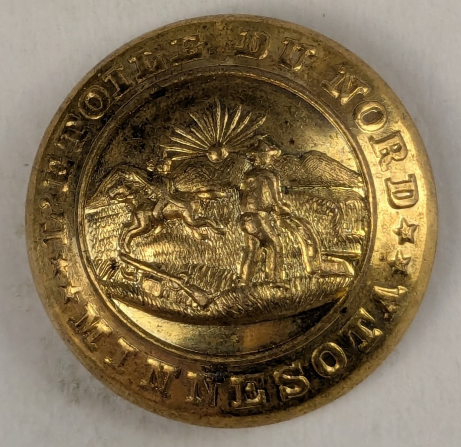 1890s - Minnesota State Seal Officer Uniform Button - M2E
