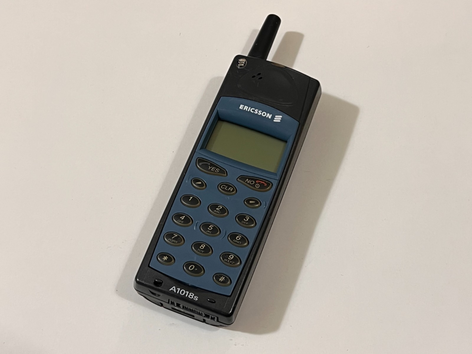 Ericsson A1018s Black – Vintage Cell Phone Rare