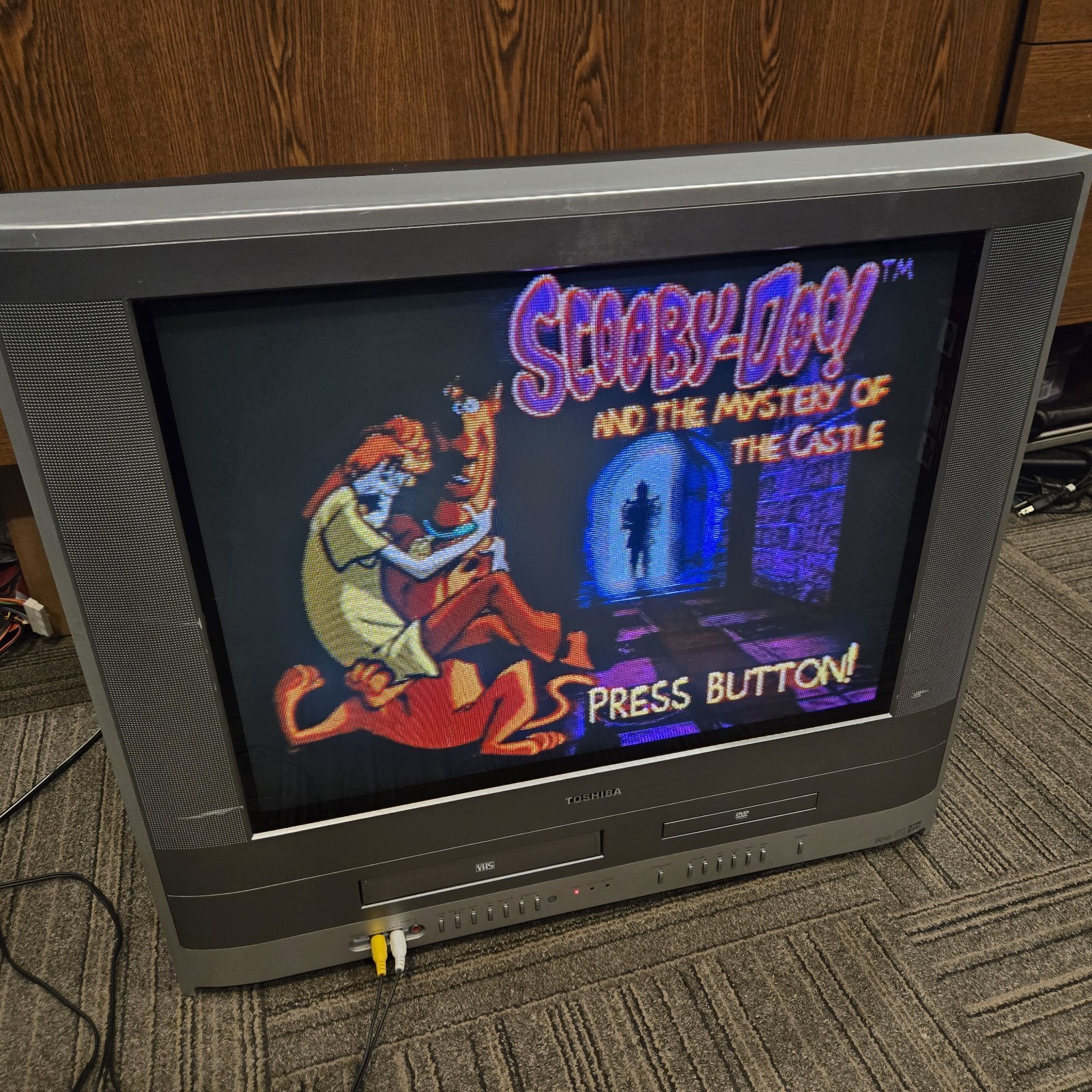 Toshiba 24 Inch MW24FP1 CRT TV VHS VCR DVD Player Retro Gaming Tested Working