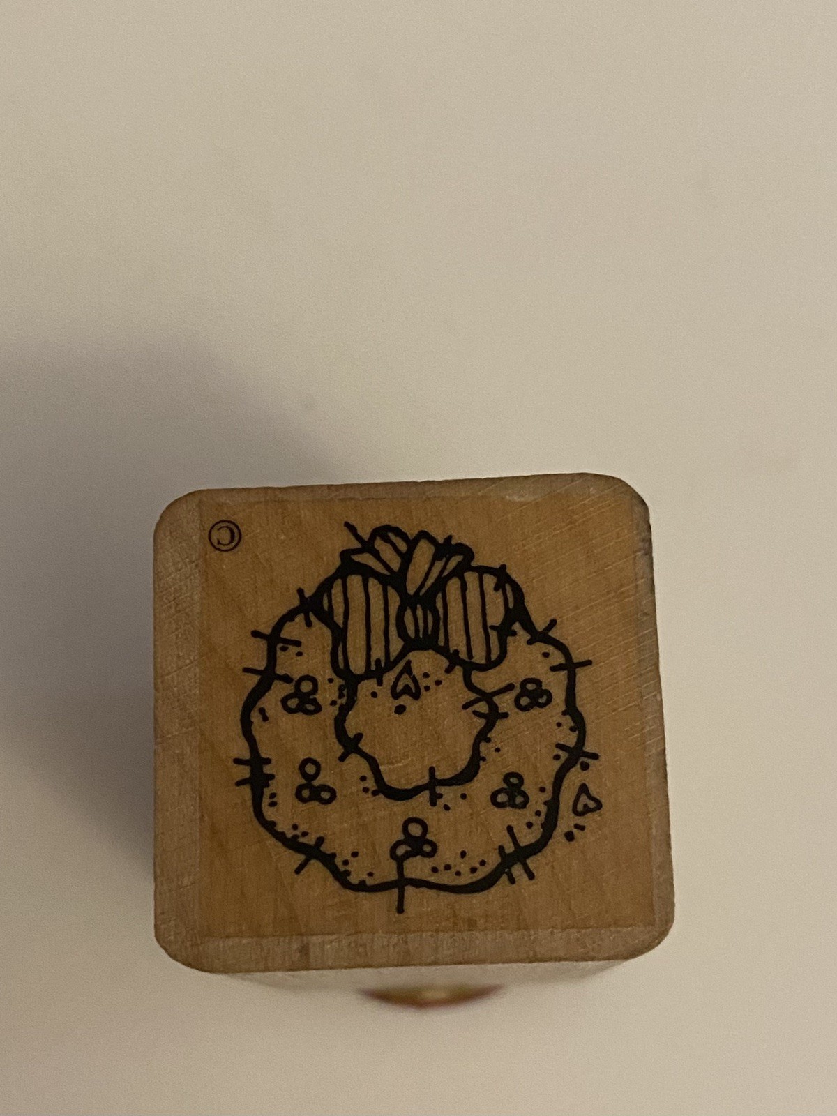 DOTS Christmas Wreath Wood Mounted Rubber Stamp RS66