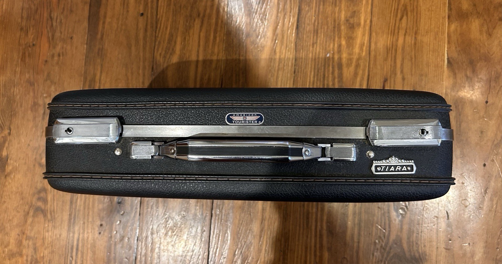 Vintage American Tourist Tiara Suitcase Gray Hard Shell Luggage NO KEY