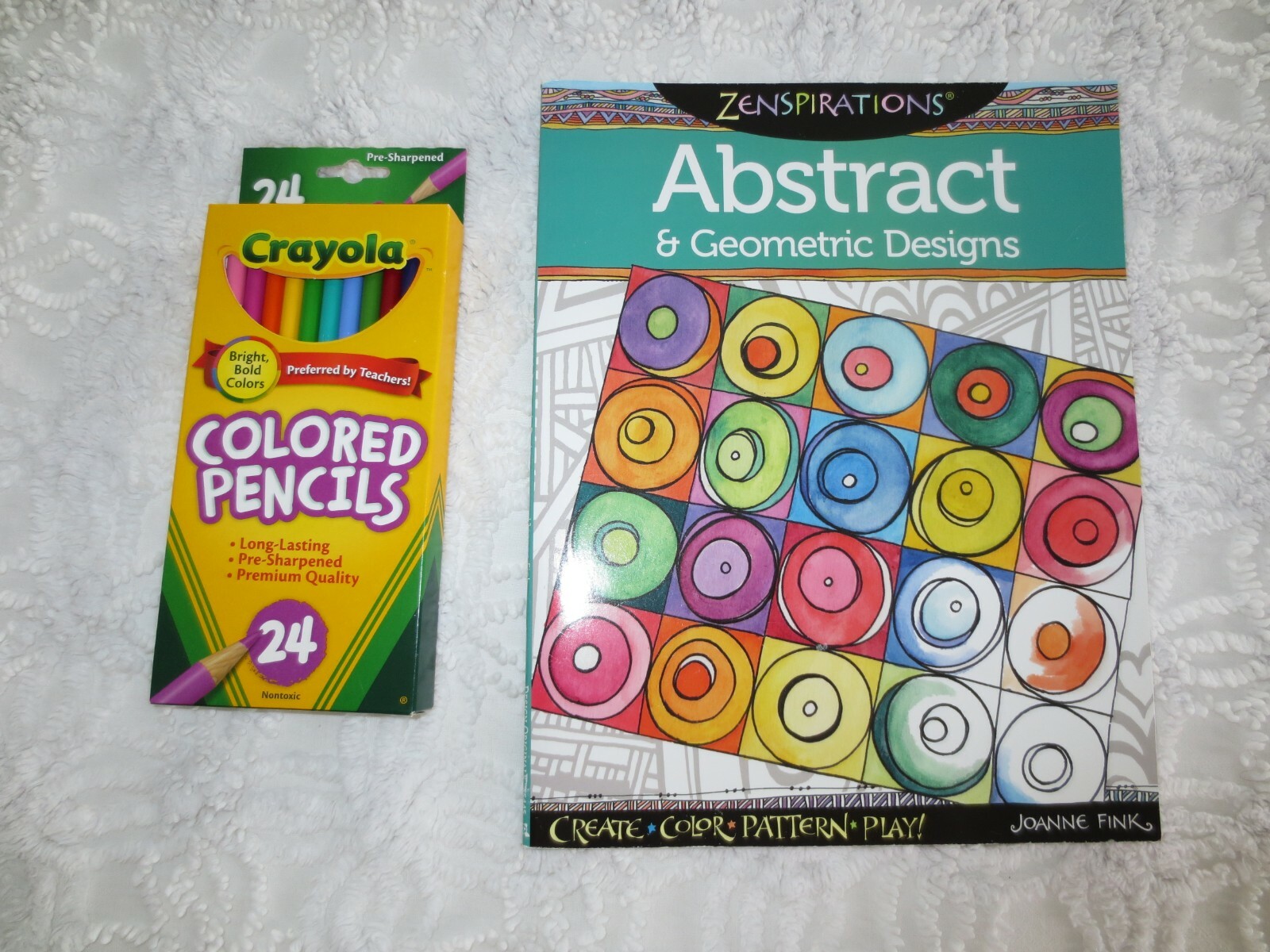 NEW  Zenspiration ABSTRACT & GEOMETRIC DESIGNS Coloring Book w/Colored Pencils