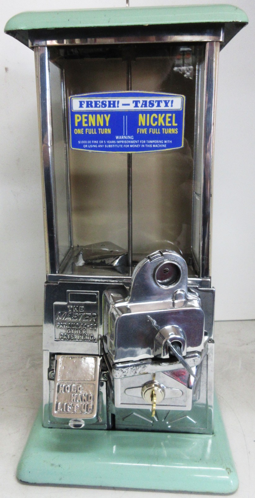 Masters 1c/5c Round Ballgum Dispenser circa 1930's
