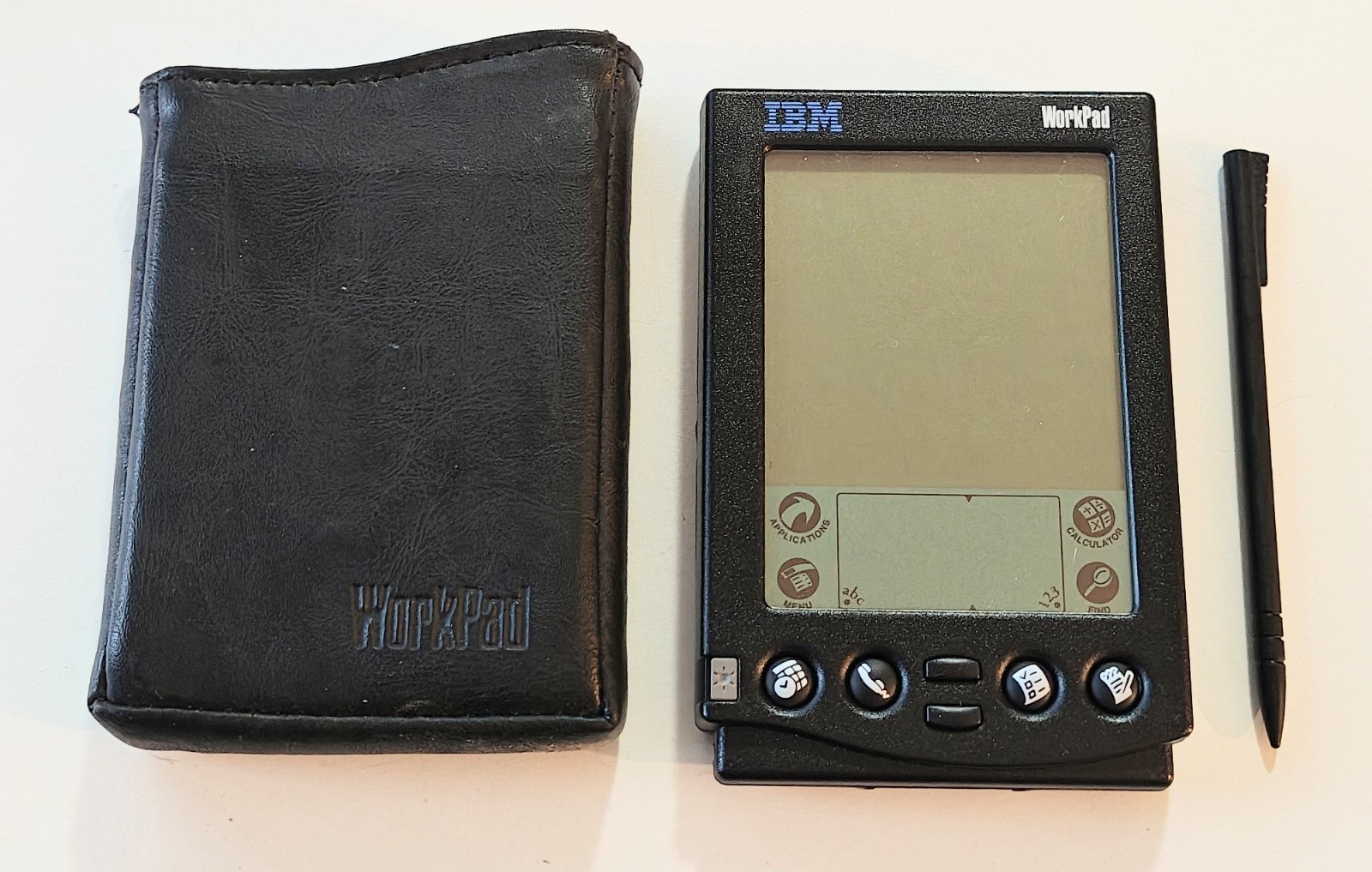 RARE IBM WorkPad Gen 1 8602-10U PDA with Stylus