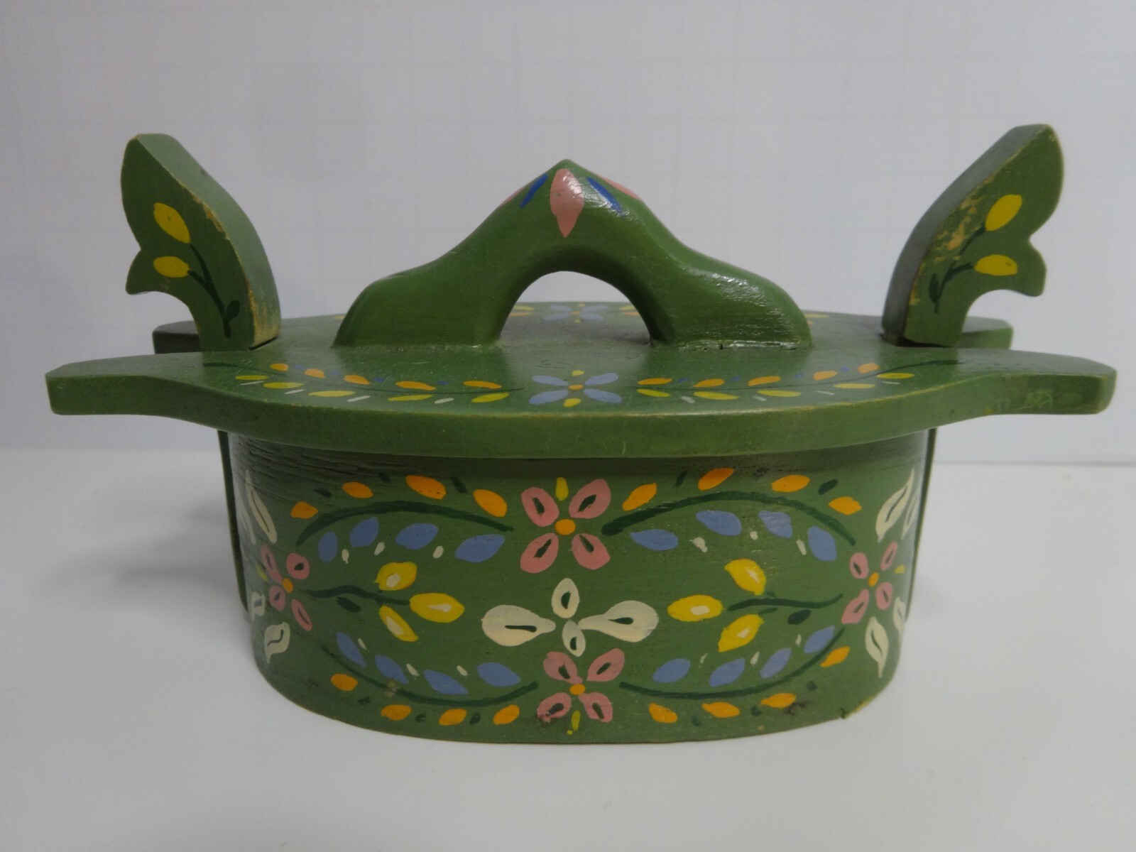 Vintage Miniature Swedish Bentwood Tine Rosemaling Decorative Box 5 1/2"
