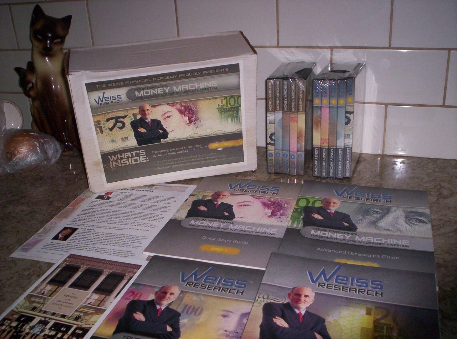 MONEY MACHINE- THE COMPLETE COURSE IN CURRENCY INVESTING BY WEISS RESEARCH  NEW!