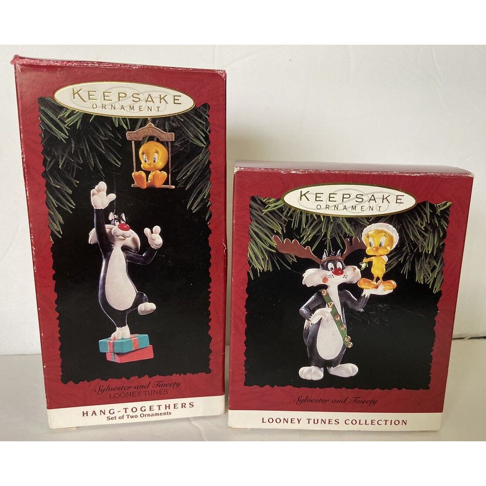 2 Hallmark 1995 Sylvester and Tweety Keepsake Ornament Hang Together & Looney