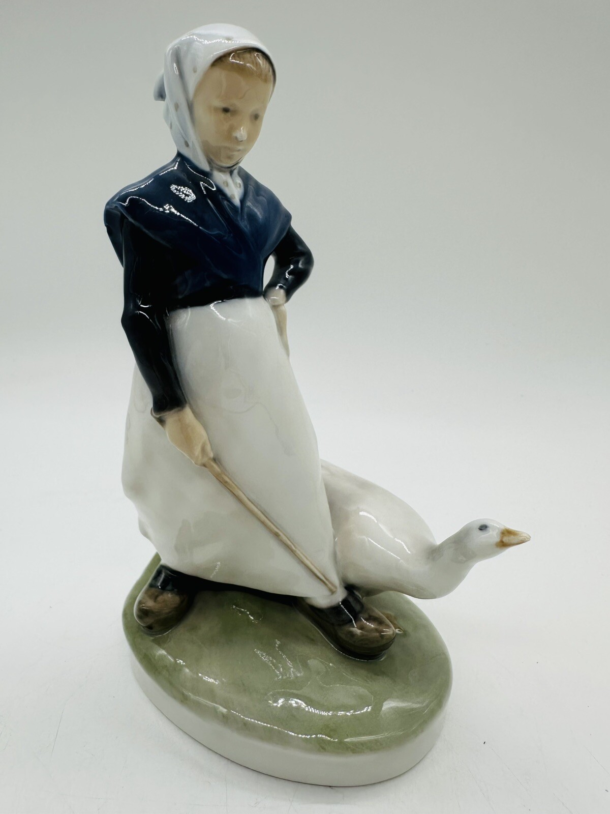 Royal Copenhagen Goose Girl #528 - Glorious Vintage Figurine Denmark