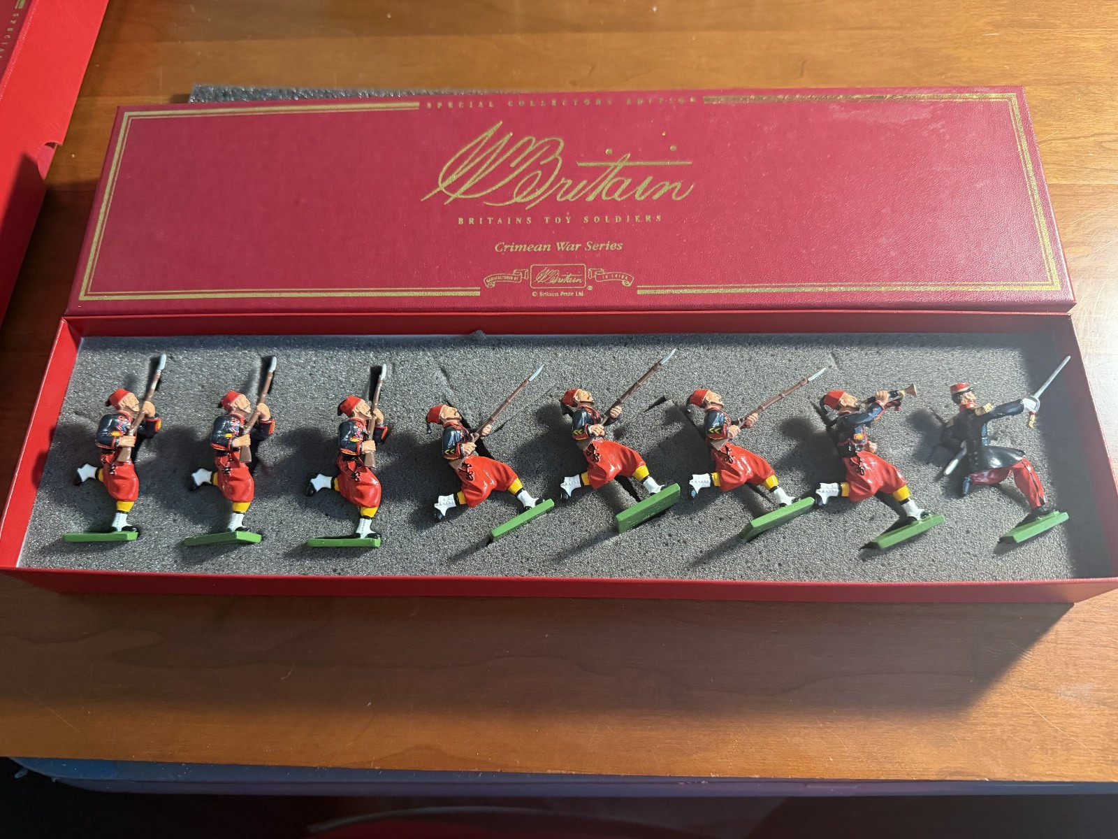 BRITAINS TOY SOLDIERS SET #00167 *** FRENCH ARMY 3RD ZOUAVES *** L@@K!