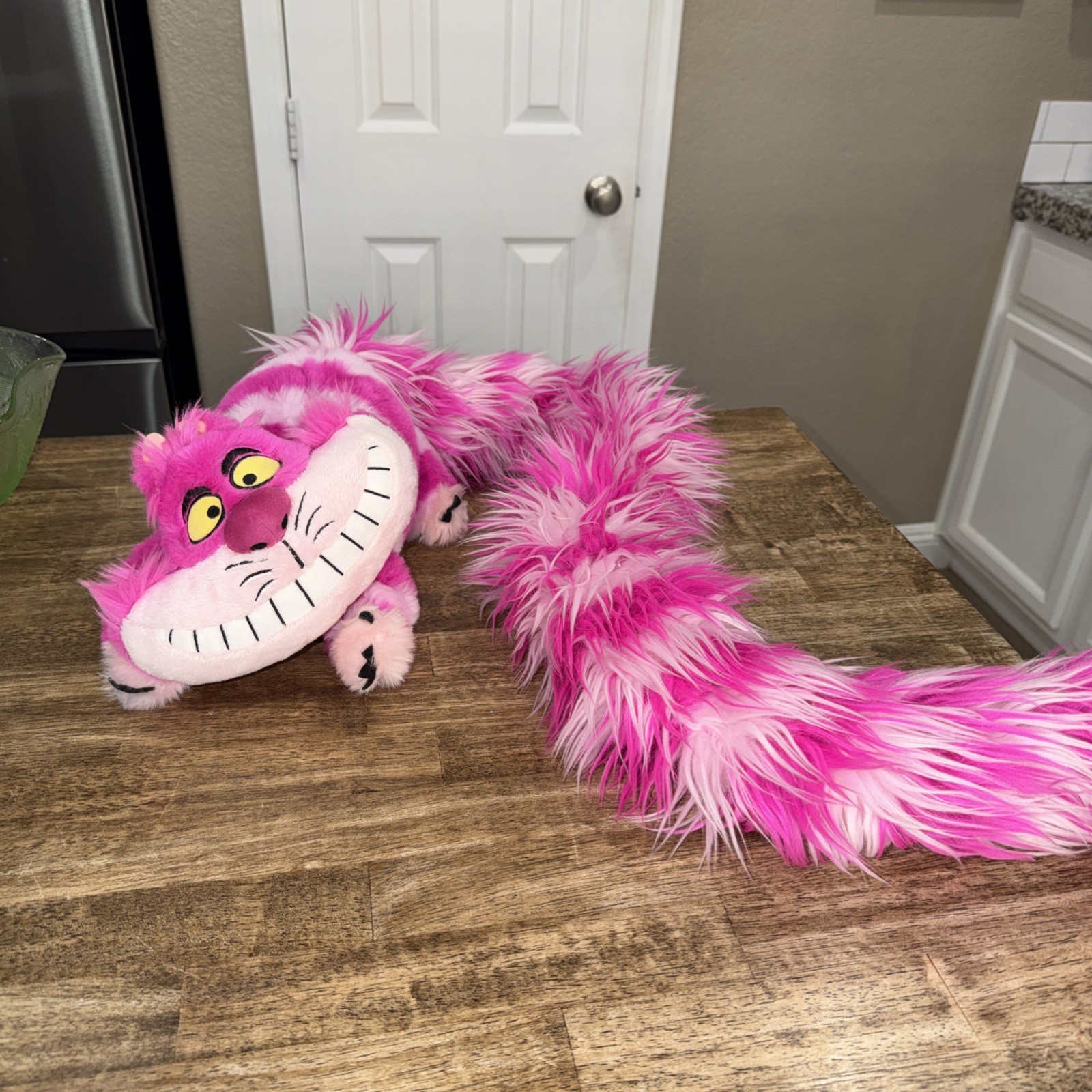 Disney Parks Alice In Wonderland Cheshire Cat Plush Animal 42" Long Tail Pink