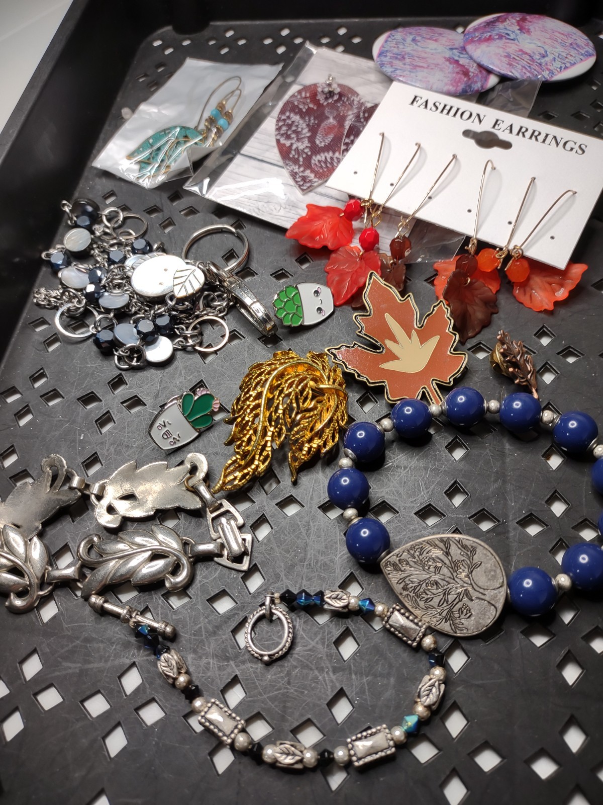 Mixed Lot Of Fall / Leaves Themed Items Leaf Lot FTPBG