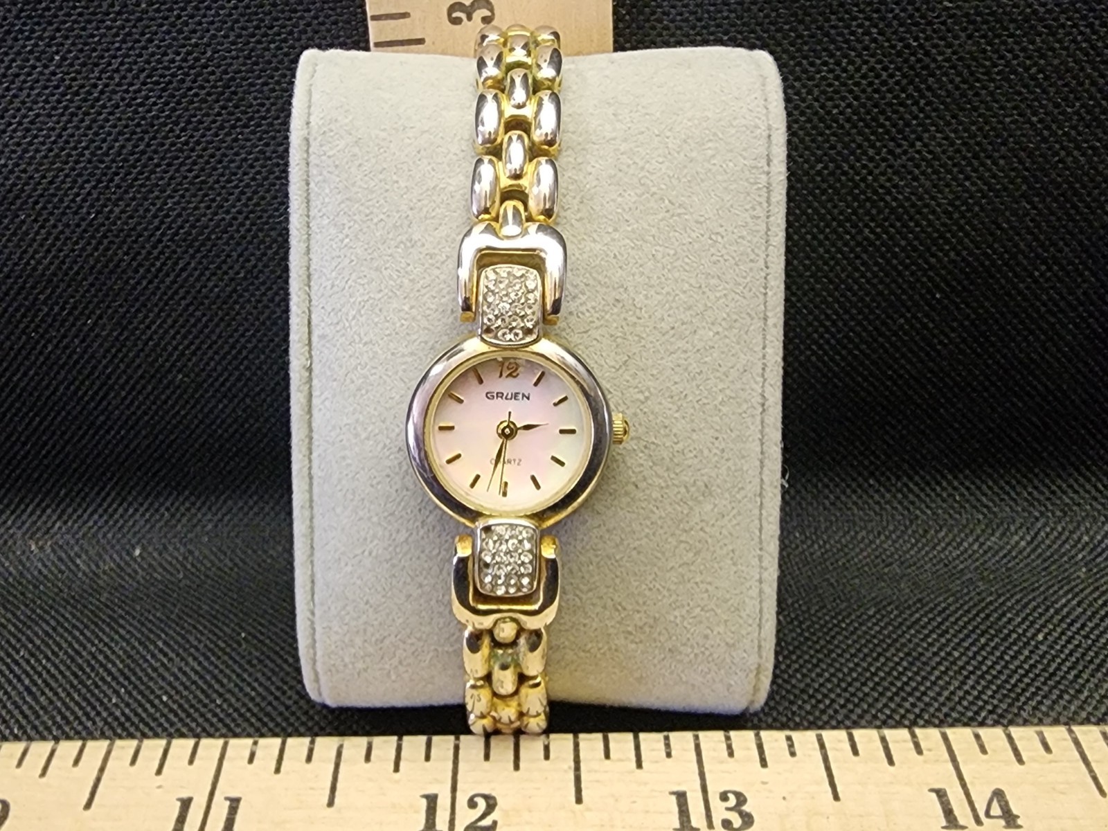 Vintage Gruen Women's Quartz Watch Works Dual Tone Band Used MOP Dial 