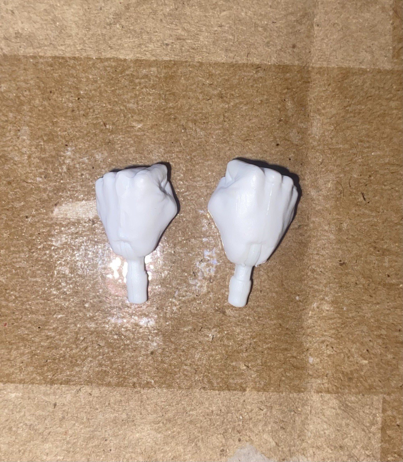 MARVEL LEGENDS MALE WHITE FIST HANDS CUSTOM FODDER 