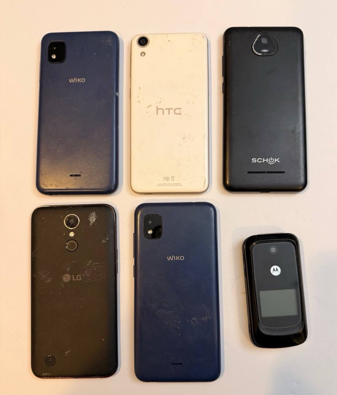 Lot of 6 Cell Phones For Parts / Repair | HTC, LG, Wiko, Motorola, Schok | As-Is
