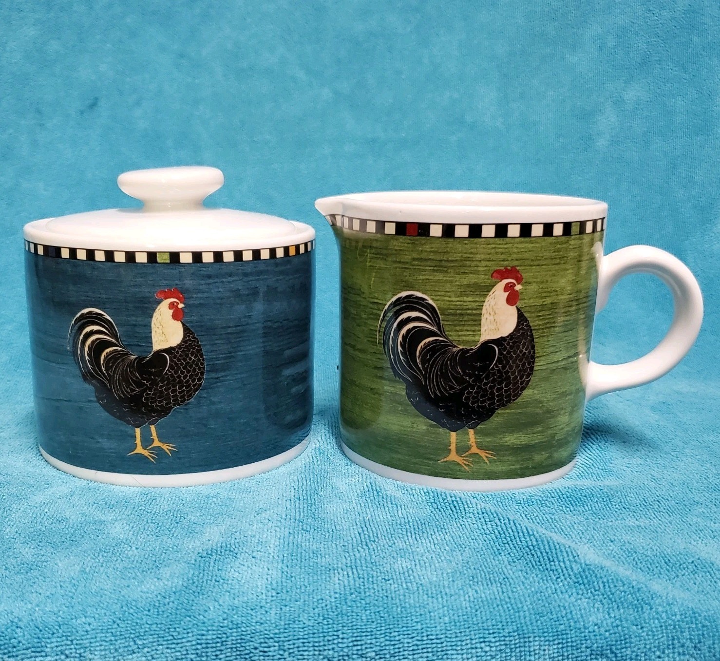 ROOSTER  Sugar Bowl & Creamer 1999 Stoneware Warren Kimble By Sakura USA Vtg Y2k