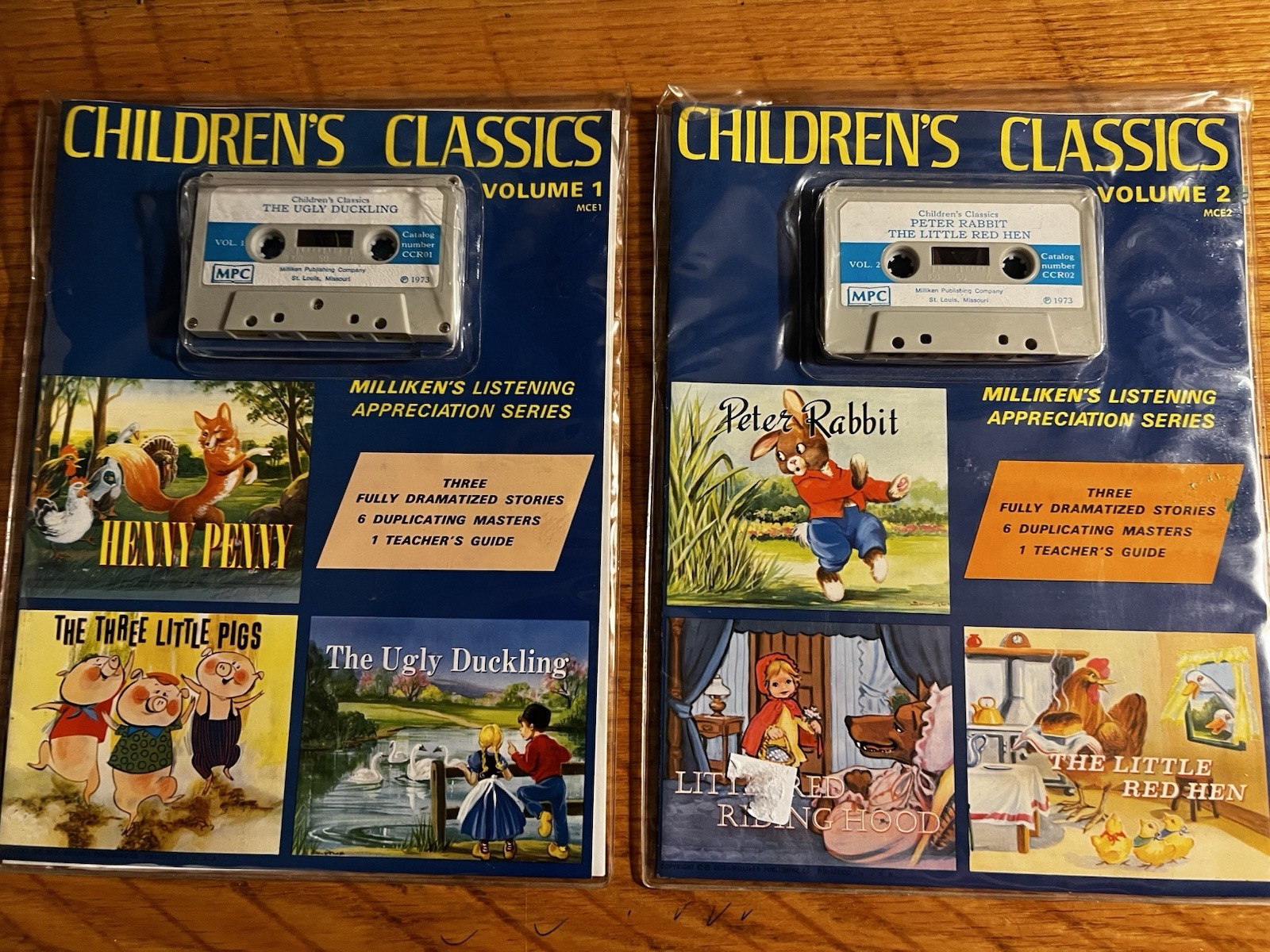 Children’s Classics Volume 1 & 2 Peter Rabbit 3 Little Pigs Henny Penny Cassette