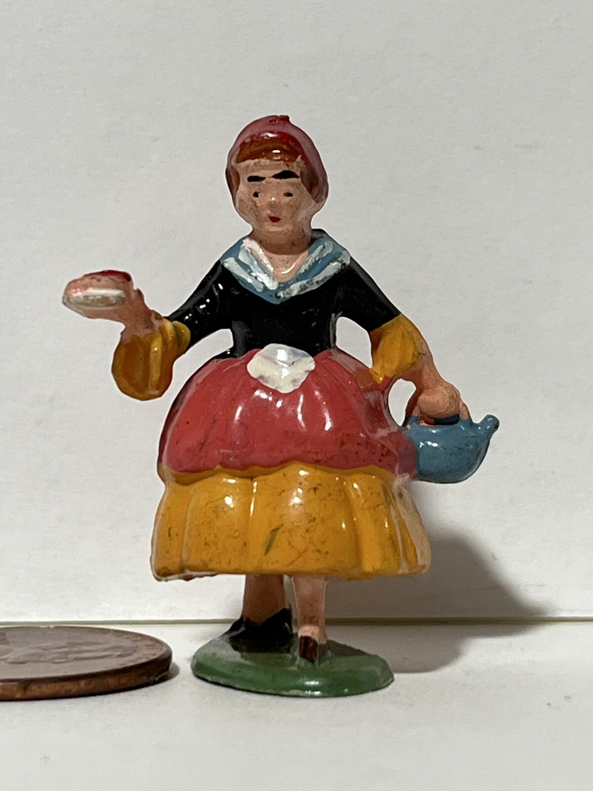 Marx Fairykins Polly w/ kettle plastic figure miniature Nursery Rhyme character