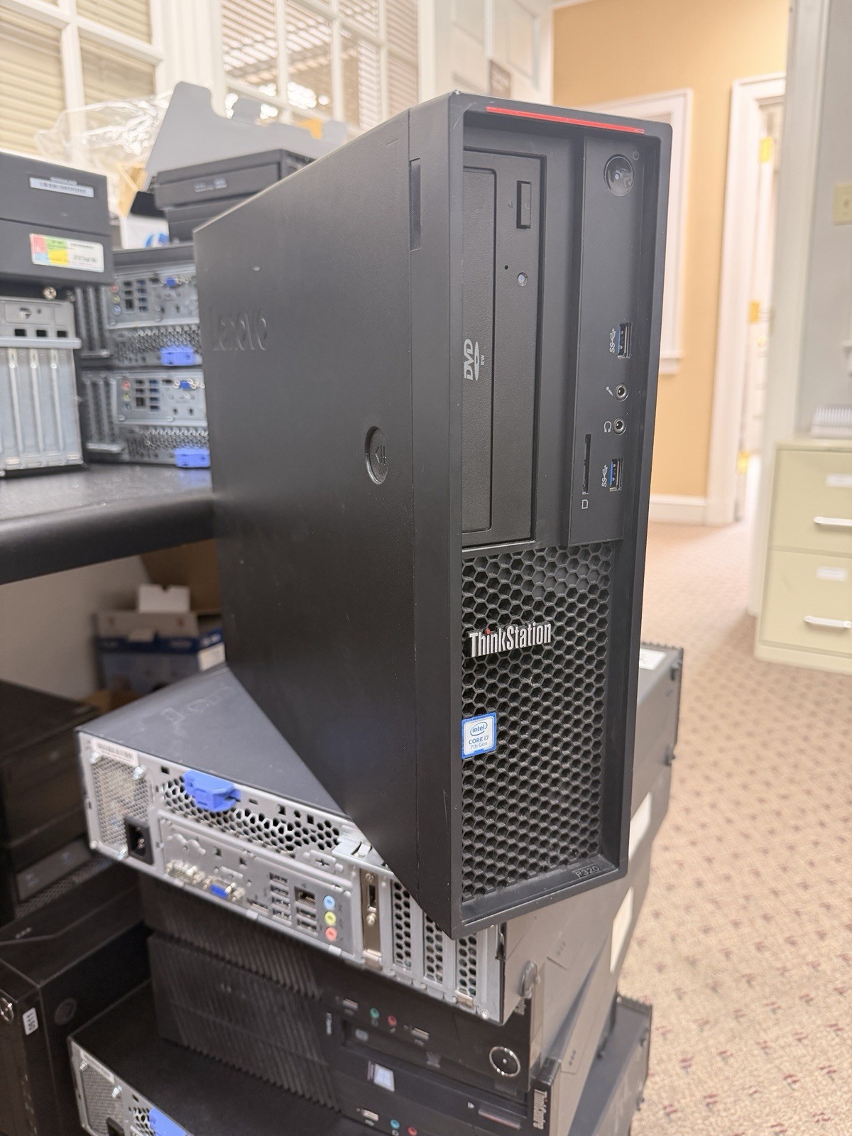 Lenovo ThinkStation p320 i7-7700 3.60Ghz 256Gb ssd 32GB RAM Windows 11 Pro