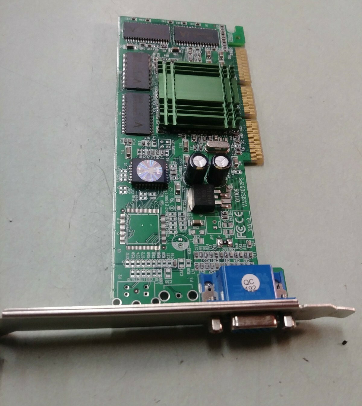 PV-S03A-BR, VASIS3052PS, 011109B PINE 32MB AGP2X/4X VIDEO CARD