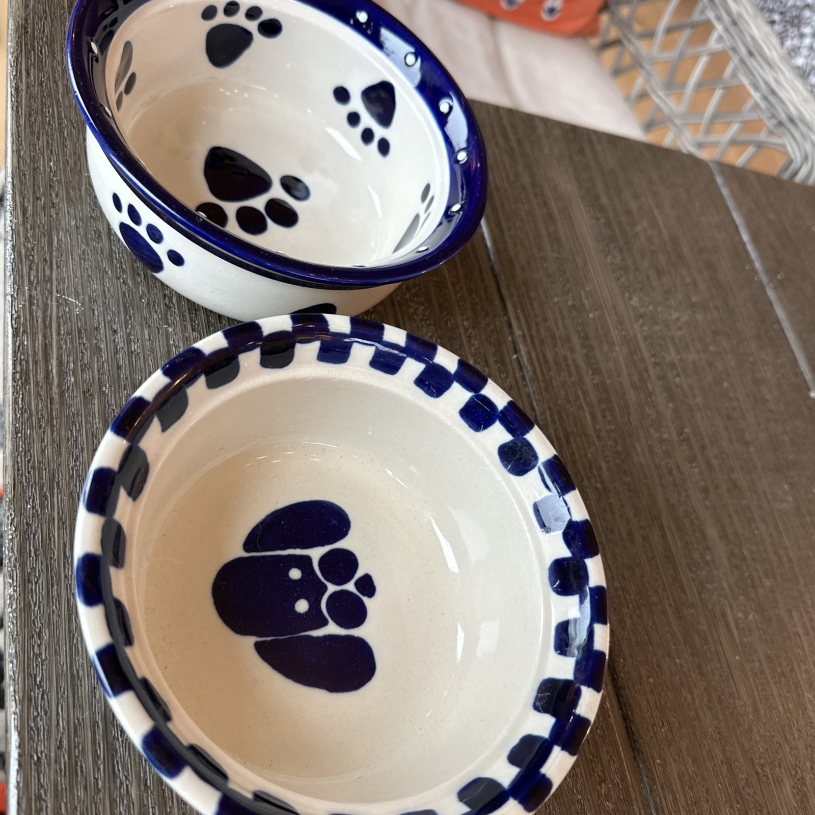 2 Ceramic Dog Bowl Dish Blue And White No Flaws 6D Check Pics