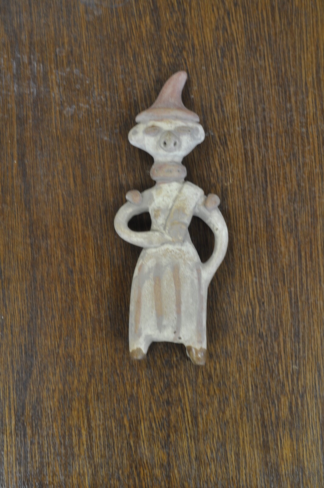 Nayarit Polychrome Pottery Excavated Near Zaqualpan Nayarit 7  1/2   X 3 in Doll