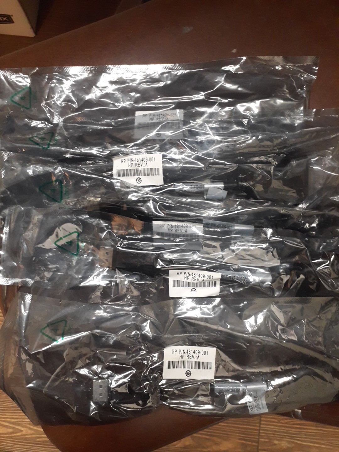 LOT OF 5 New SEALED HP DISPLAY PORT TO DVI CABLE ADAPTER 481409-001