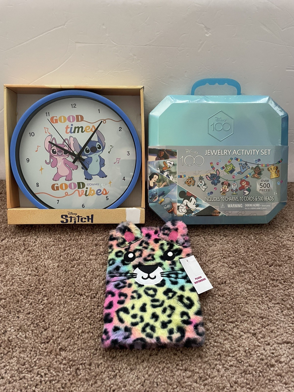 Disney 100 Jewelry Activity Set NEW over 500 pieces carrying case girls