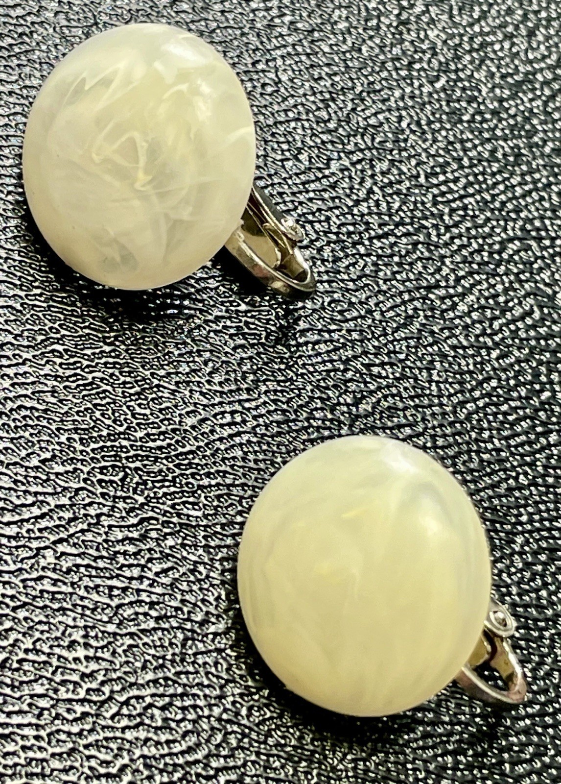 Vintage Translucent Cream Colored Lucite Retro Clip Earrings