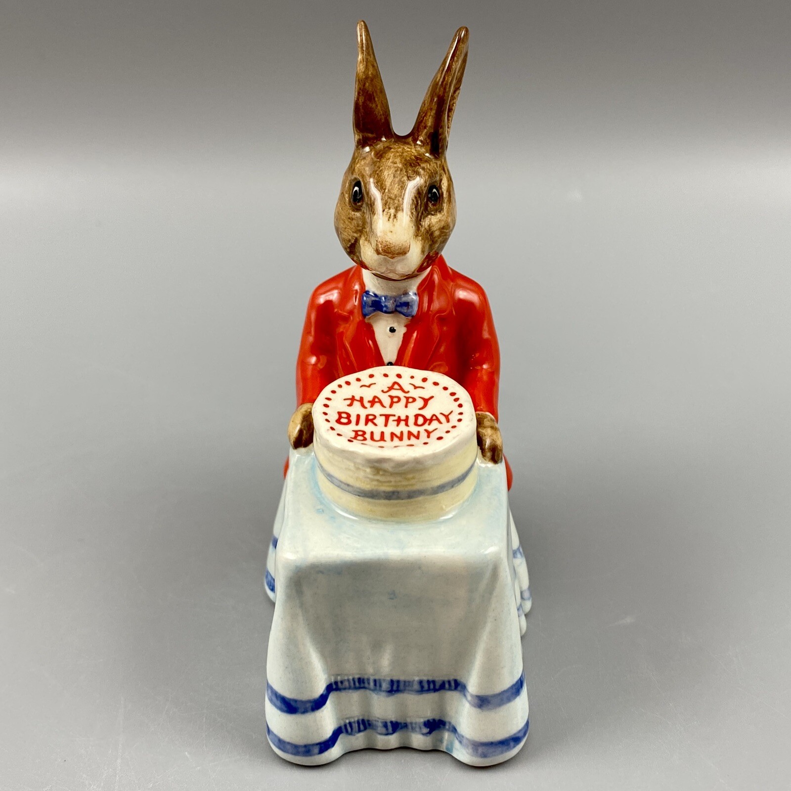 Happy Birthday Bunnykins Figurine DB21 Royal Doulton 1982 England