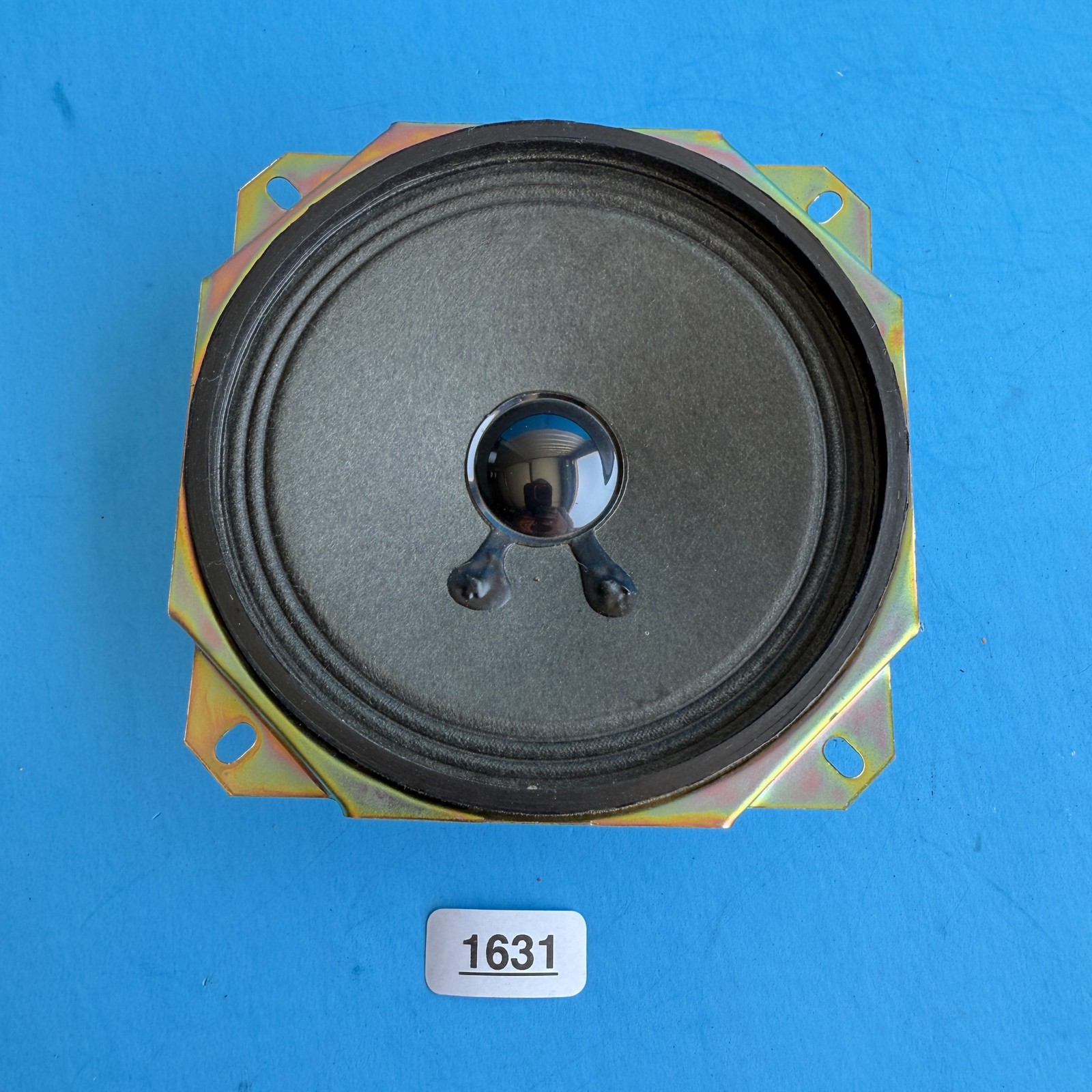 CASIO CTK-150 Keyboard Used OEM Part: SANYO 3W 8Ohm 4" Speaker Woofer [S10JA12A]