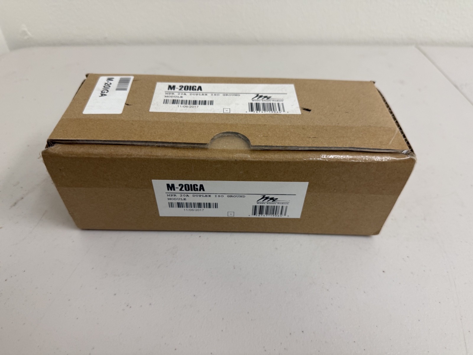 Middle Atlantic M-20IGA MPR MODULE, 20 A, DUPLEX, ISO GROUND