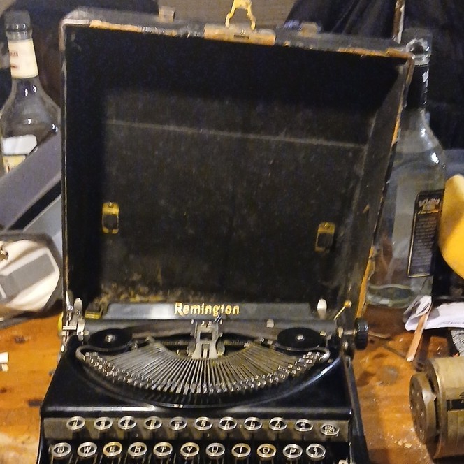 Remington Antique Typewriter with Case Vintage Collectible Office Decor
